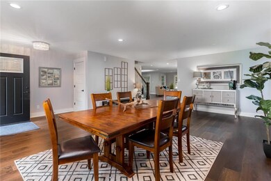 10264 Lothbury Cir, Fishers, IN 46037 - photo 4