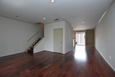 1201 Mcduffie St unit 160, Houston, TX 77019 - photo 3