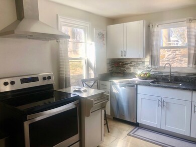 475 Sunderland Rd, Worcester, MA 01604 - photo 3