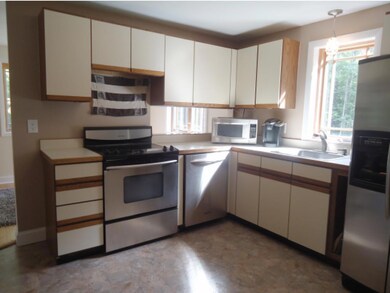 2 Howard Rd, East Hampstead, NH 03826 - photo 4