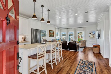 106 W Morse St, Fredericksburg, TX 78624 - photo 2