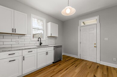 019_ad2_K 499 E Hinman Ave048