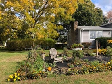 81 Wilder St, Swansea, MA 02777 - photo 3