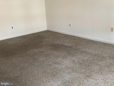 8015 Moro St, Philadelphia, PA 19136 - photo 3