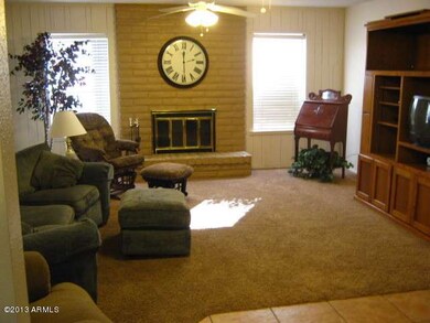 1209 S Hall 003