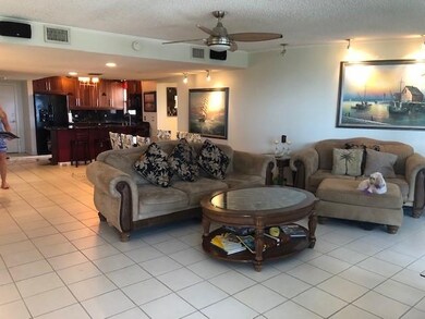 LIving dining area
