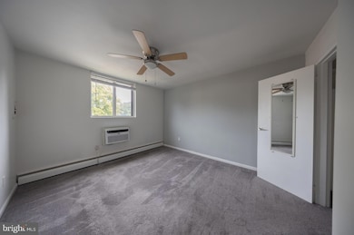 100 E Glenolden Ave unit R18, Glenolden, PA 19036 - photo 6