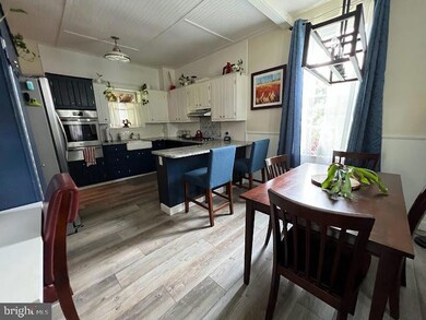 1221 N Gravel Pike, Zieglerville, PA 19492 - photo 6