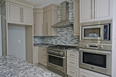 125 Lindenridge Rd, Amherst, MA 01002 - photo 6