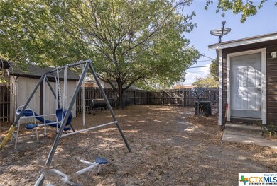 103 W Avenue A, Copperas Cove, TX 76522 - photo 5