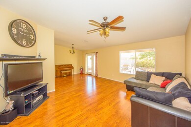 4143 living room