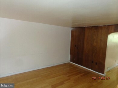 1033 S Lynbrook Rd, Darby, PA 19023 - photo 3