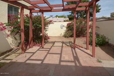 2246 E Hawthorne St, Tucson, AZ 85719 - photo 3