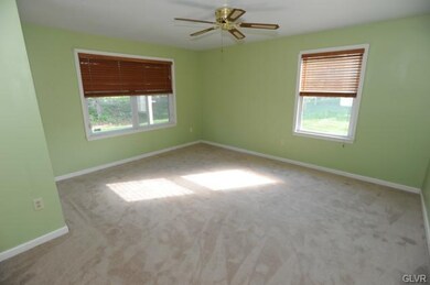 7318 Sauerkraut Ln unit G, MacUngie, PA 18062 - photo 6