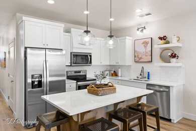 29-web-or-mls-524 Bailey Ln 3-13
