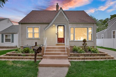 18417 Burnham Ave, Lansing, IL 60438 - photo 2