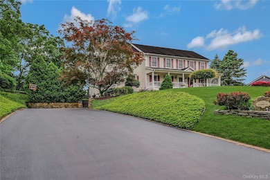 16 Abbey Ln unit 116, Setauket, NY 11733 - photo 2