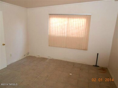 1106442_LivingRm