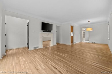 4516 Robinwood Ave, Royal Oak, MI 48073 - photo 5