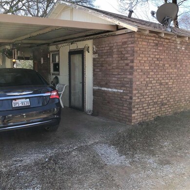 1705 W Walker St, Denison, TX 75020 - photo 2