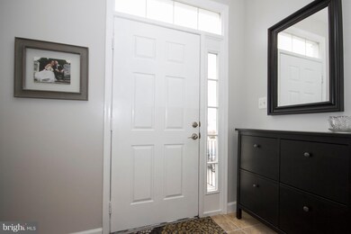 8647 Willow Leaf Ln, Odenton, MD 21113 - photo 3