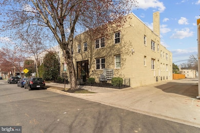 417 18th St NE unit 104, Washington, DC 20002 - photo 4