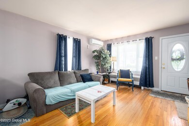 114 Washington Ave E, Rensselaer, NY 12144 - photo 5