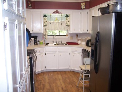 189 Lancewood Cir, Lufkin, TX 75904 - photo 6