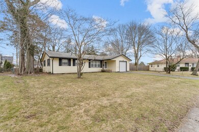 16 Deed Cir, Brockton, MA 02302 - photo 2