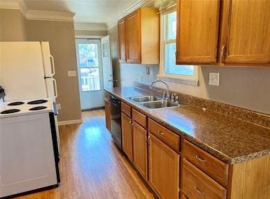 796 S Gray Ave, Bridgeville, PA 15017 - photo 6