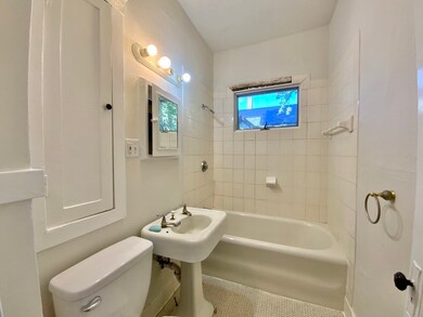 12 Pleasant Ave unit 4, Somerville, MA 02143 - photo 7