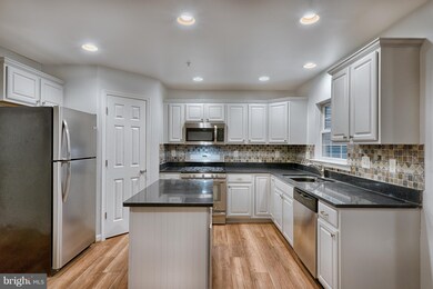 742 Shallow Ridge Ct, Abingdon, MD 21009 - photo 2