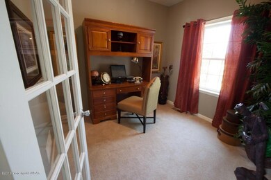 108 Fairway Dr, Drums, PA 18222 - photo 4