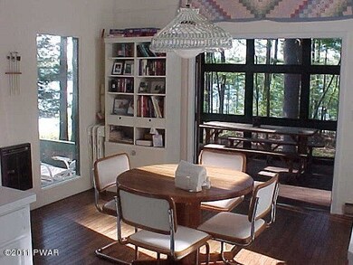 138 Hemlock Point Ct, Hawley, PA 18428 - photo 7