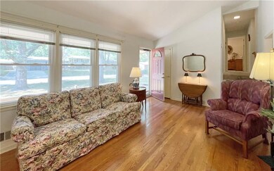 7123 Goddard St, Shawnee, KS 66203 - photo 3