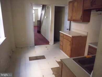 1537 S 10th St, Camden, NJ 08104 - photo 7