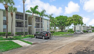 1112 Green Pine Blvd unit G3, West Palm Beach, FL 33409 - photo 4