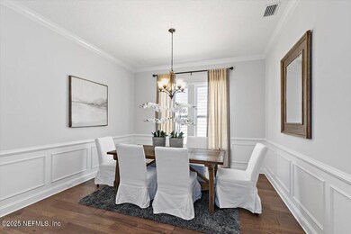 05-Dining Room
