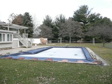 2104 Greenly St SW, Grandville, MI 49418 - photo 6