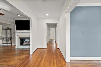 421 Gatewood Ave, High Point, NC 27262 - photo 5