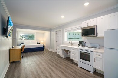 17784 Front Beach Rd unit 16, P C Beach, FL 32413 - photo 2