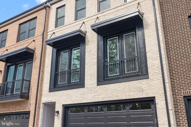 42223 Shining Star Square, Brambleton, VA 20148 - photo 4