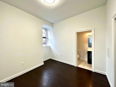 1200 Saint Paul St unit 301, Baltimore, MD 21202 - photo 4