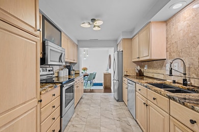 Bay View Terrace unit 14C, Milwaukee, WI 53207 - photo 5