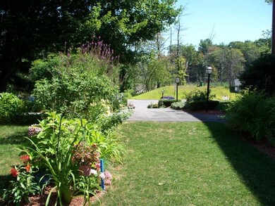 284 Codman Hill Rd unit 22B, Boxborough, MA 01719 - photo 4