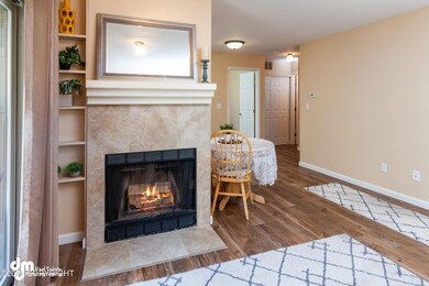 06-Living Room_IMG_7322