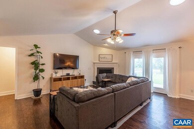 29106 Mary Violet Ln, Rhoadesville, VA 22542 - photo 6