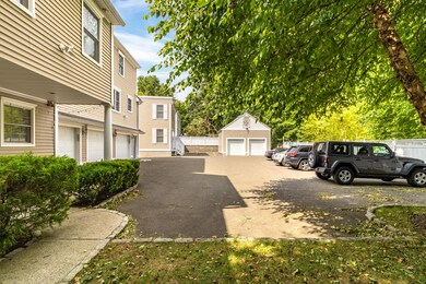 287 Davis Ave unit C, Greenwich, CT 06830 - photo 3