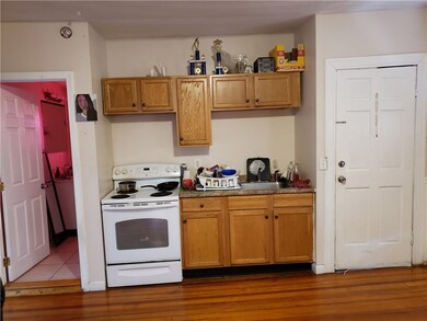 142 Harrison St, Pawtucket, RI 02860 - photo 5