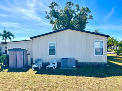 8304 Desoto Dr, Ellenton, FL 34222 - photo 4